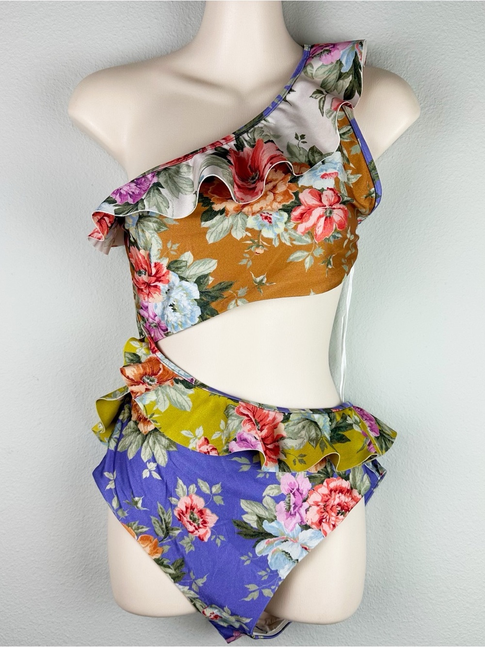 ZIMMERMANN Pattie Cutout Frill One Piece Swimsuit in Spliced NEW - Picture 4 of 11